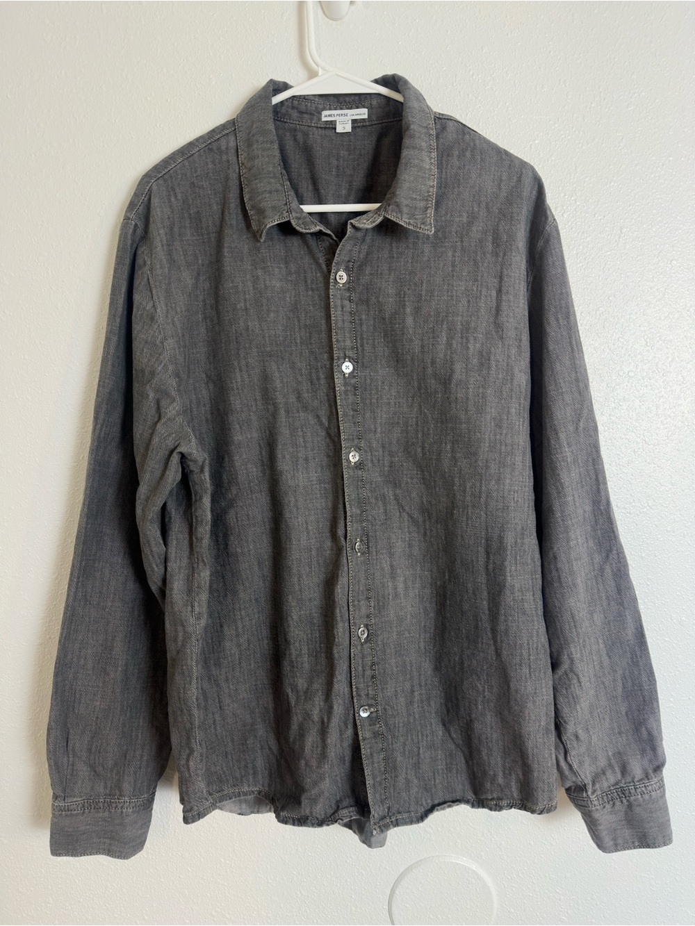 James Perse men’s denim gray button down shirt